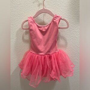 Lightly used . Haven’t tried to remove stains .